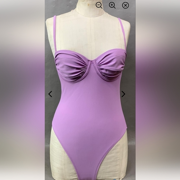 *WORKOUT* NWT Purple Cupshe bathing suit size Small - Picture 2 of 7